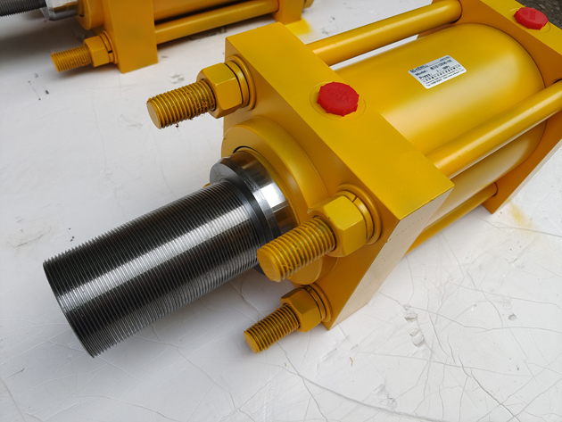 hydraulic cylinder.jpg