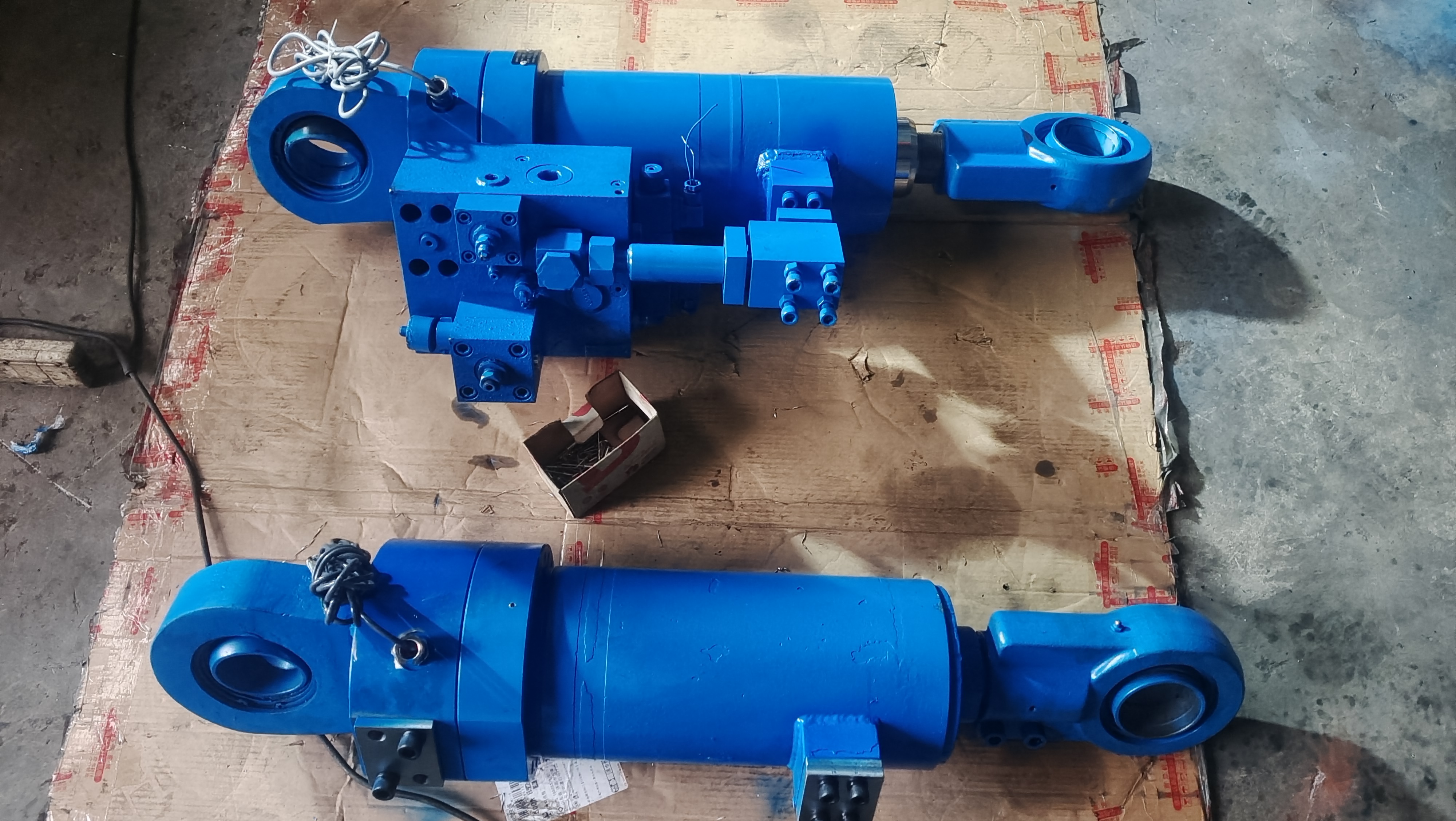 Upgrade and Modify Hydraulic Cylinders with Solenoid Valves.